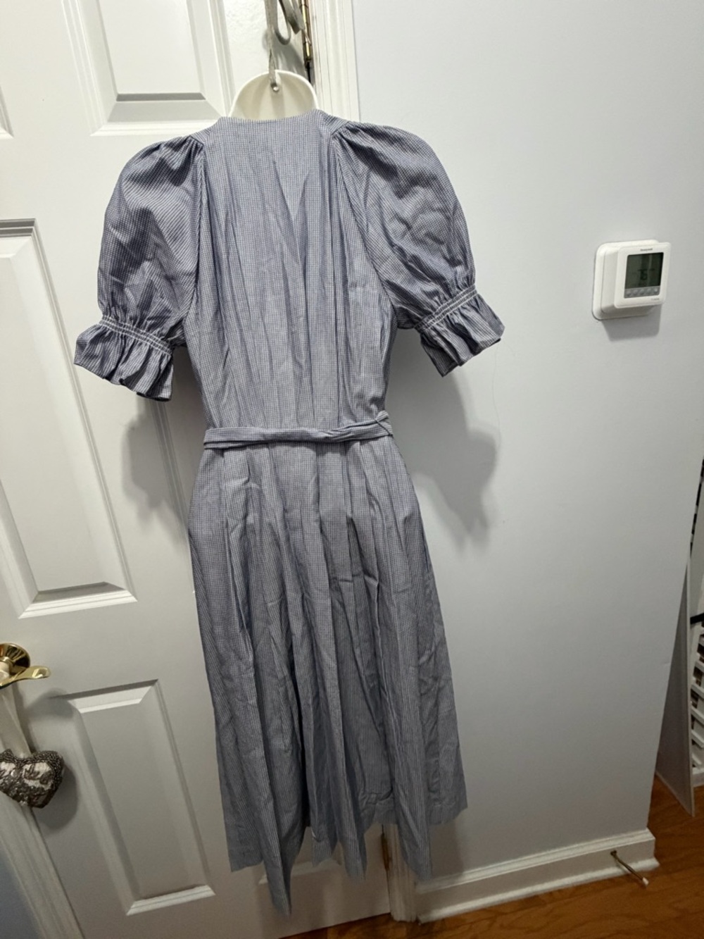 Navy Button-Front Midi daisy Dress with Tie Waist size XS - Picture 4 of 7